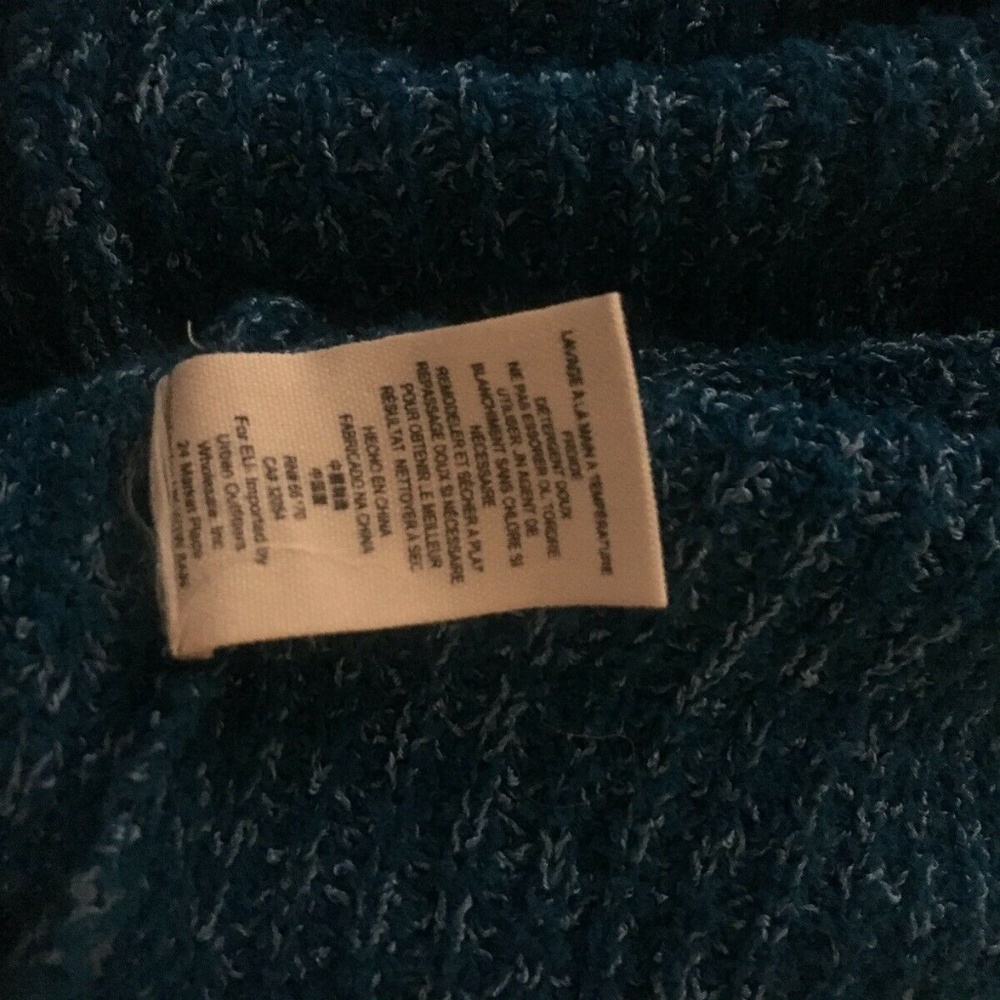 Free People Edessa Off-Shoulder Chunky Sweater - Picture 4 of 8